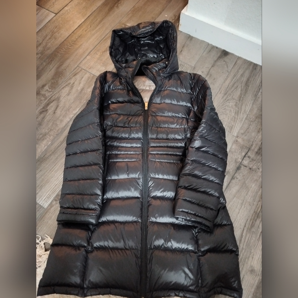 Andrew Marc Packable long puffy jacket